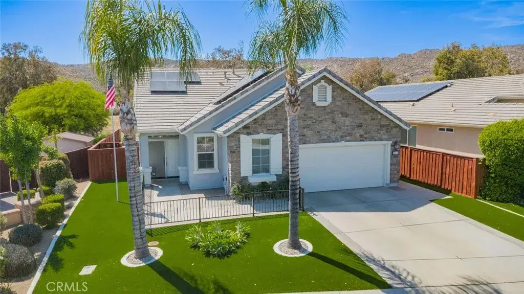 565 Pooley, Hemet, CA 92545 - #1