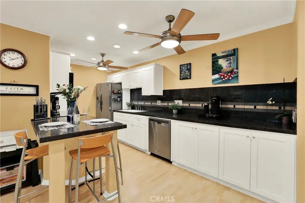 552 N Bellflower #303, Long Beach, CA 90814 - #1