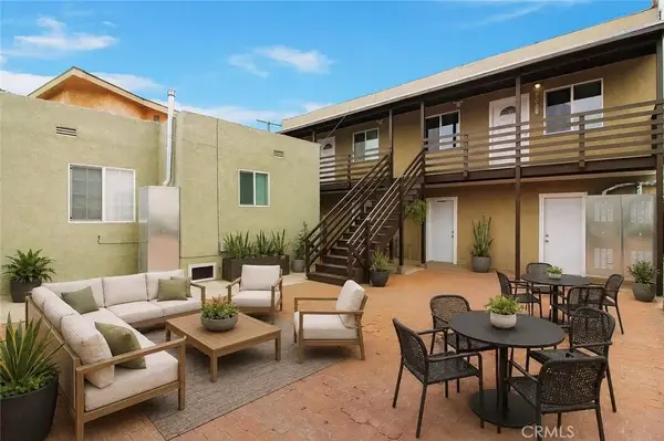 1941 Olive Avenue, Long Beach, CA 90806