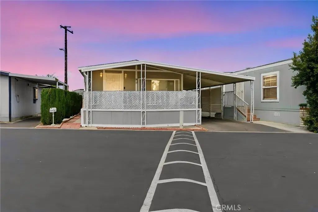 519 Willow, Santa Ana, CA 92703 - #1