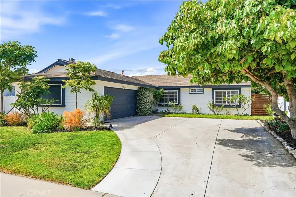 6051 Kimberly Drive, Huntington Beach, CA 92647 - #1