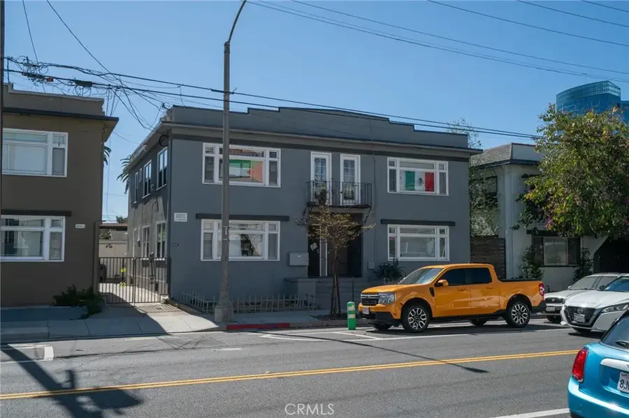 1042-1048 E Broadway, Long Beach, CA 90802 - #2