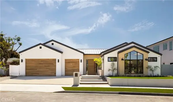 1453 Galaxy Dr, Newport Beach, CA 92660