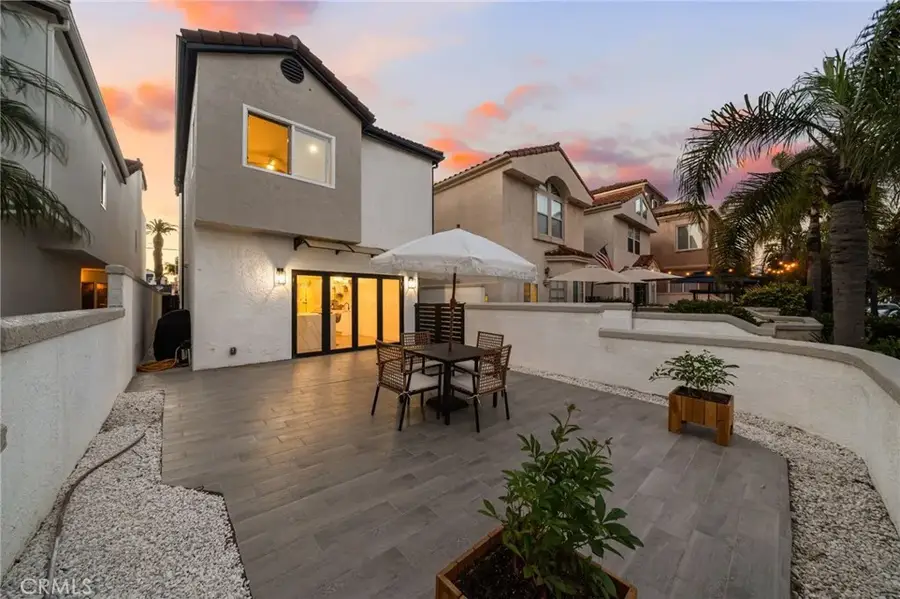 511 9th, Huntington Beach, CA 92648 - #2