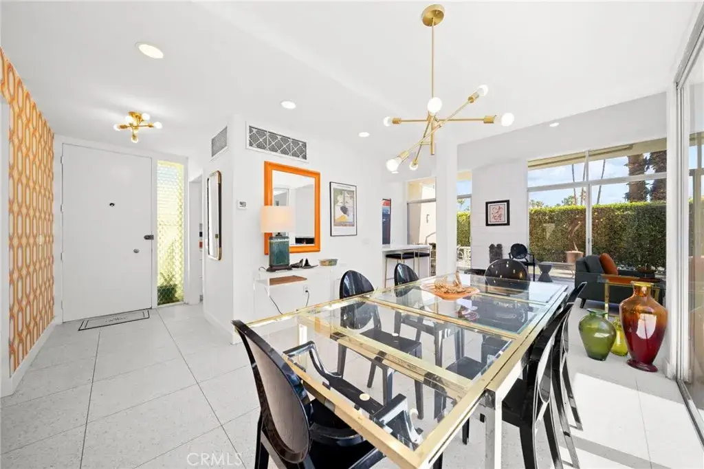 760 E La Verne, Palm Springs, CA 92264 - #1