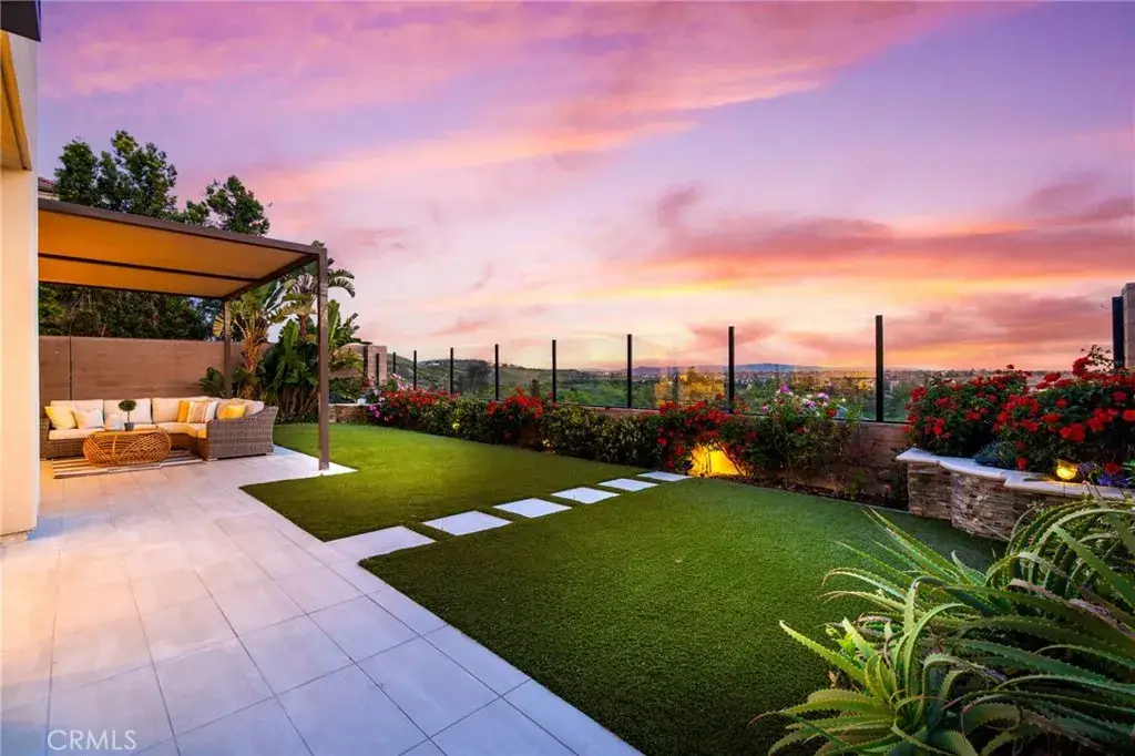 154 Roscomare, Irvine, CA 92602 - #1