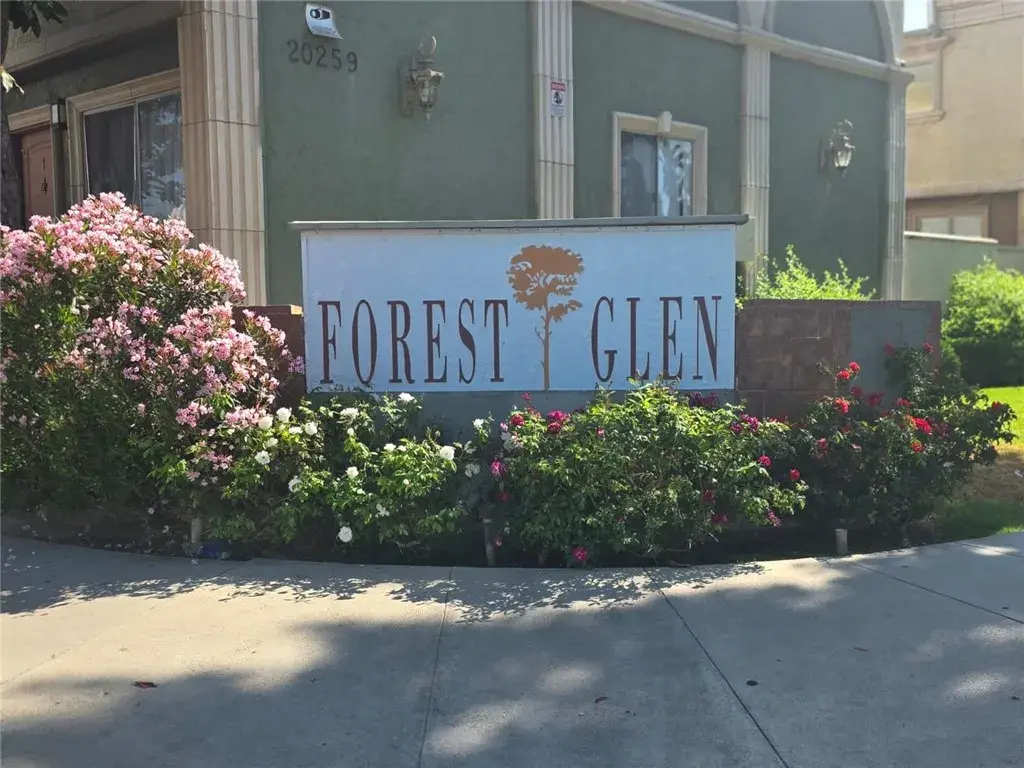 20146 Cohasset #11, Winnetka, CA 91306 - #1