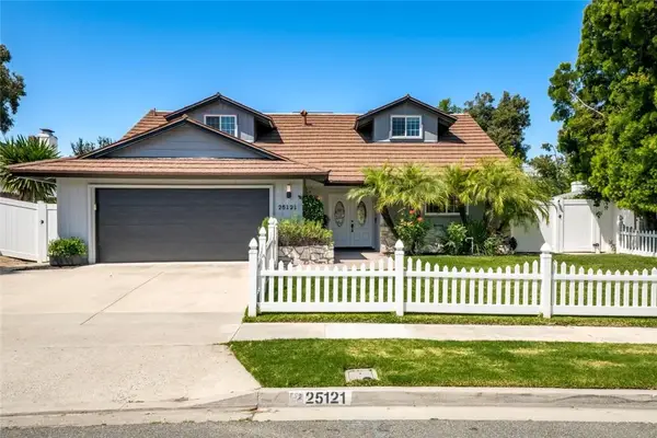 25121 Ericson Way, Laguna Hills, CA 92653