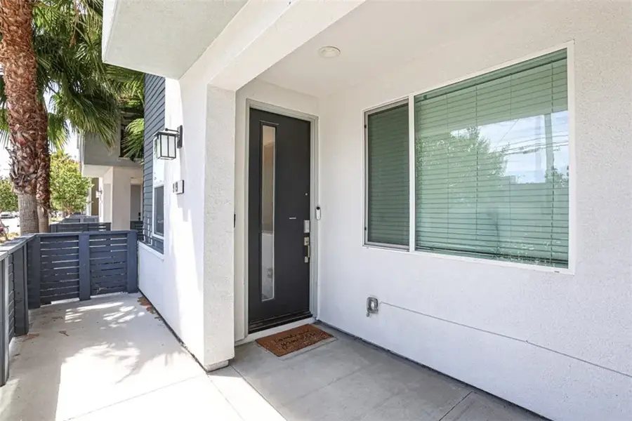 919 E 2nd, Santa Ana, CA 92701 - #2