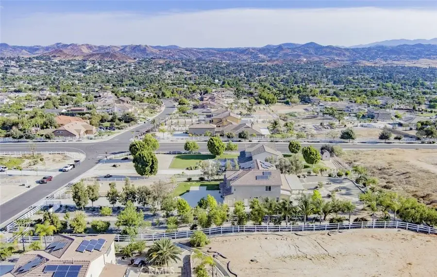 17465 Fairbreeze, Riverside, CA 92504 - #2