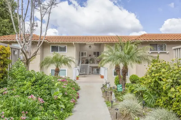 2296 Via Puerta #N, Laguna Woods, CA 92637