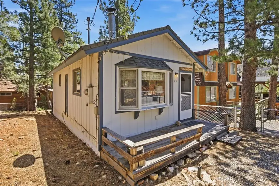513 Cedar Ln, Sugarloaf, CA 92386 - #2