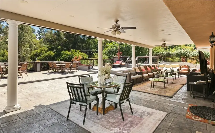 370 S Yorkshire, Anaheim, CA 92808 - #2