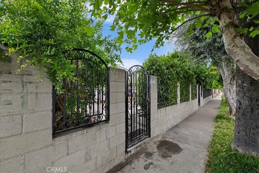 3529 10th Avenue, Los Angeles, CA 90018 - #2