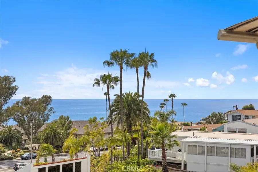 30802 Coast #D12, Laguna Beach, CA 92651 - #2