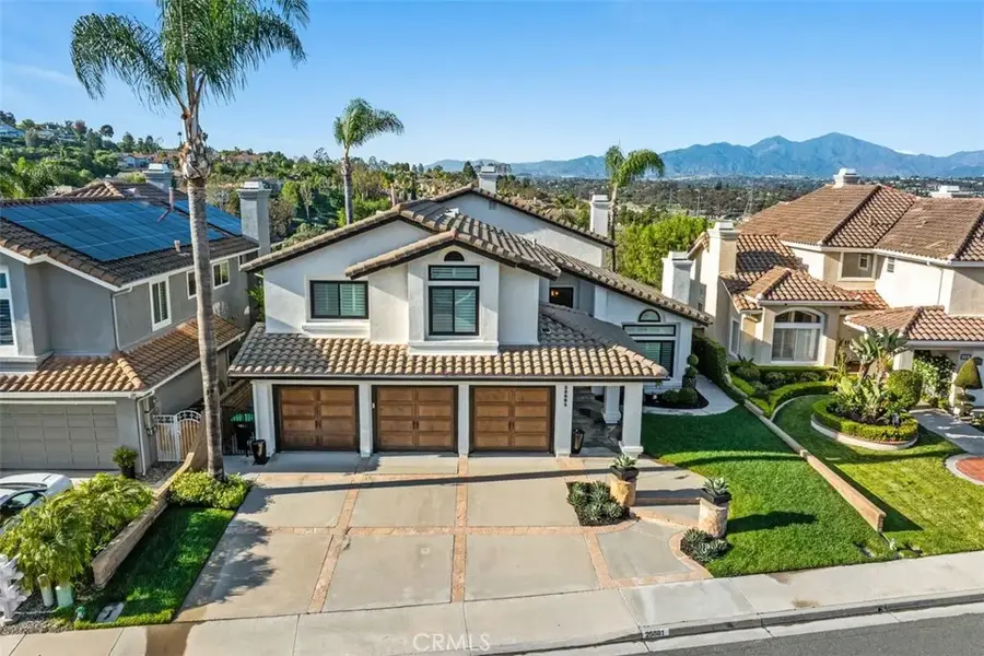 25881 Cedarbluff, Laguna Hills, CA 92653 - #3