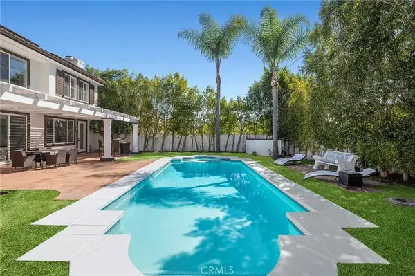 11 Petria, Irvine, CA 92606