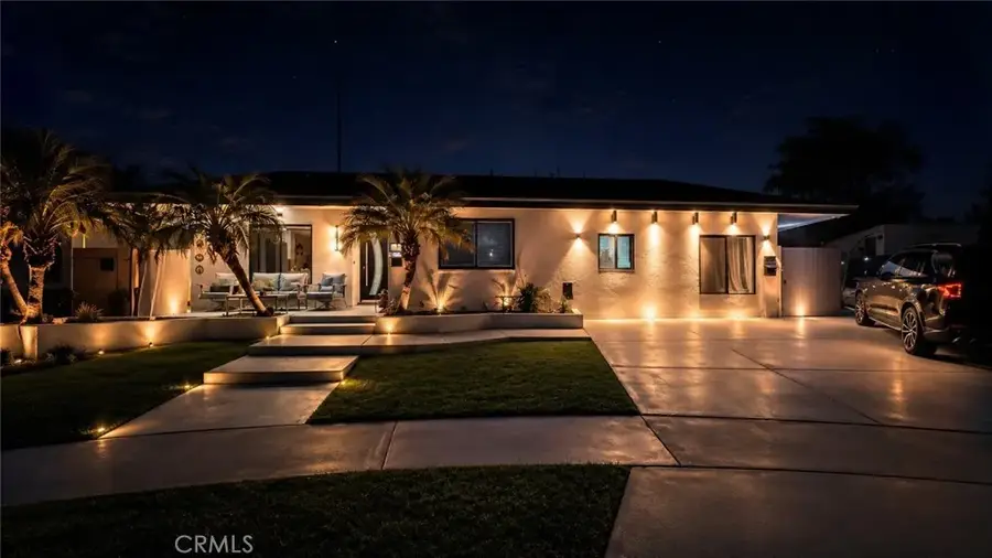 16842 Lucia, Huntington Beach, CA 92647 - #2