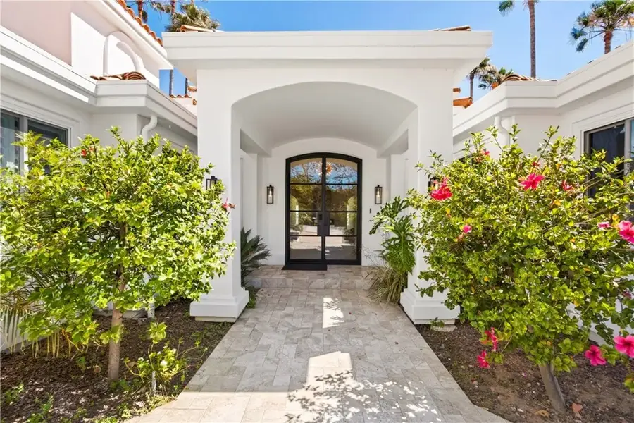 1377 Pathfinder Avenue, Westlake Village, CA 91362 - #3