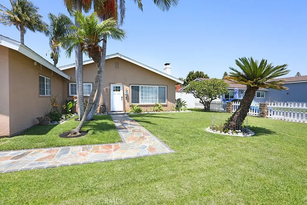 8841 Jarrett, Huntington Beach, CA 92647 - #1