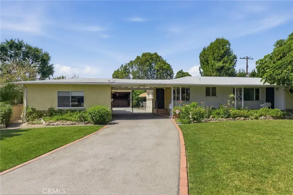 8104 Valdina Drive, Downey, CA 90240 - #1