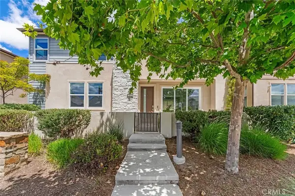 352 Chorus, Irvine, CA 92618