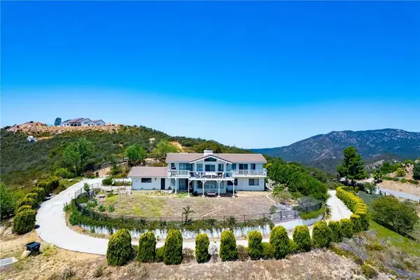 39158 Vista Del Bosque, Murrieta, CA 92562