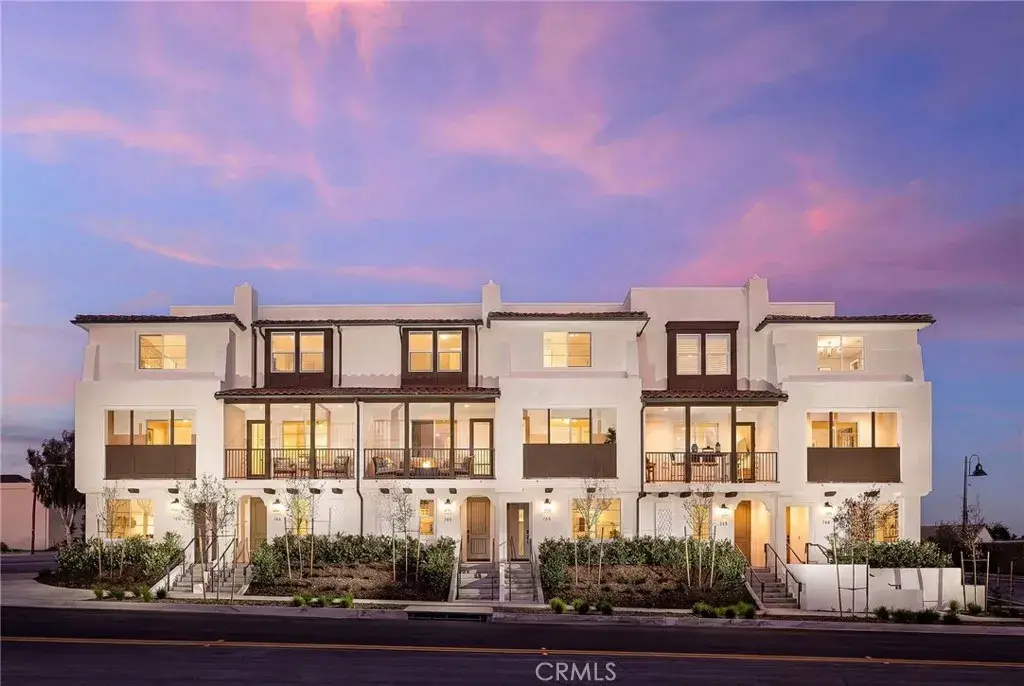 160 E Whittier Boulevard, La Habra, CA 90631 - #1