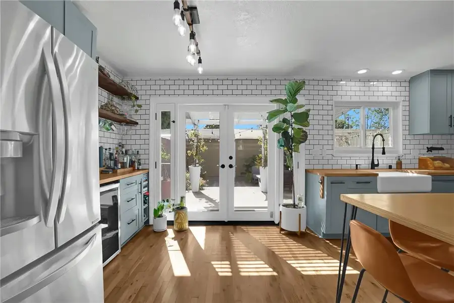 1422 Deauville Place, Costa Mesa, CA 92626 - #2