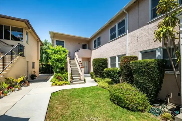 235 Termino #4, Long Beach, CA 90803