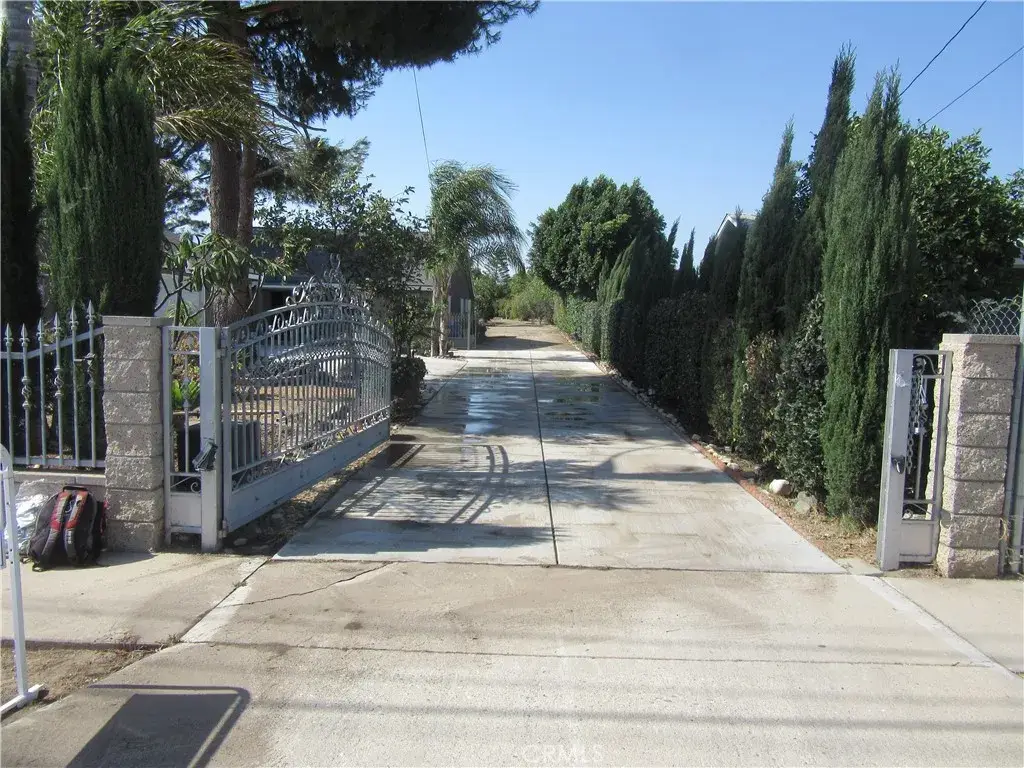 16592 Valencia, Fontana, CA 92335 - #1