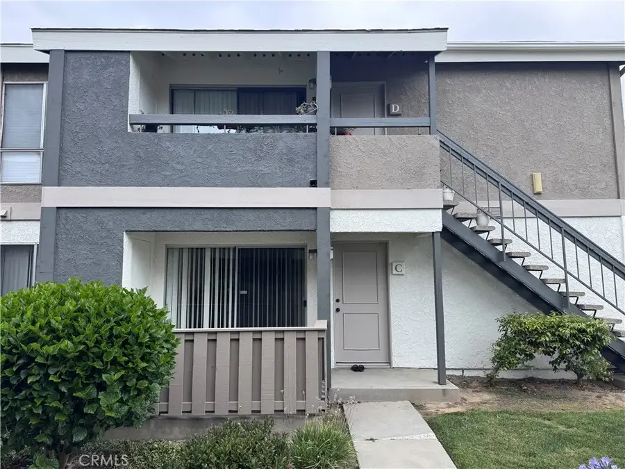 2871 S Fairview #C, Santa Ana, CA 92704 - #3