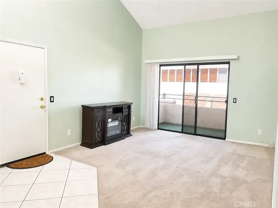 27236 Luther Drive #702, Canyon Country, CA 91351 - #3