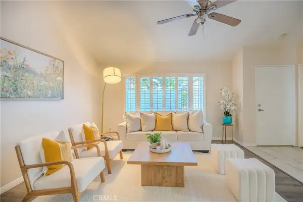 2528 N Tustin #D, Santa Ana, CA 92705