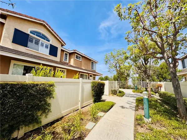 8313 E Arrowhead Way, Anaheim Hills, CA 92808