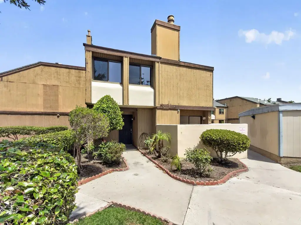 1381 S Walnut #2304, Anaheim, CA 92802 - #1