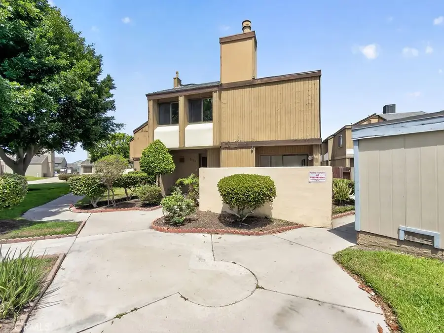 1381 S Walnut #2304, Anaheim, CA 92802 - #3