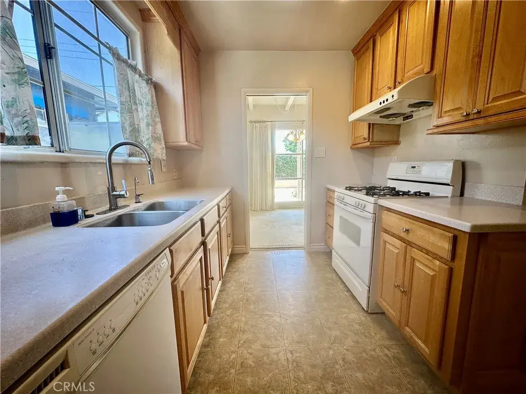 1712 Whitehurst, Monterey Park, CA 91755 - #1