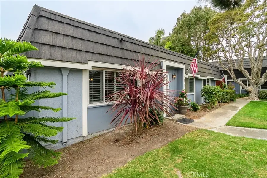 8379 Leeward, Huntington Beach, CA 92646 - #3
