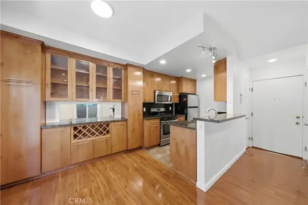 1554 N Hobart #2, Los Angeles, CA 90027