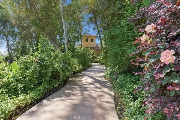 10921 Olcese, Bakersfield, CA 93308