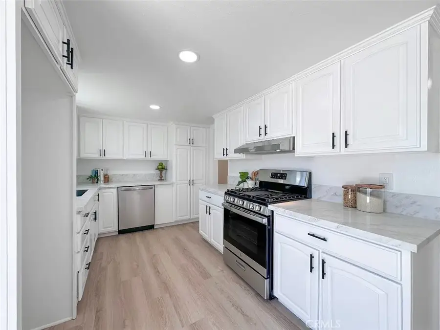 1363 Amador, Ontario, CA 91764 - #2
