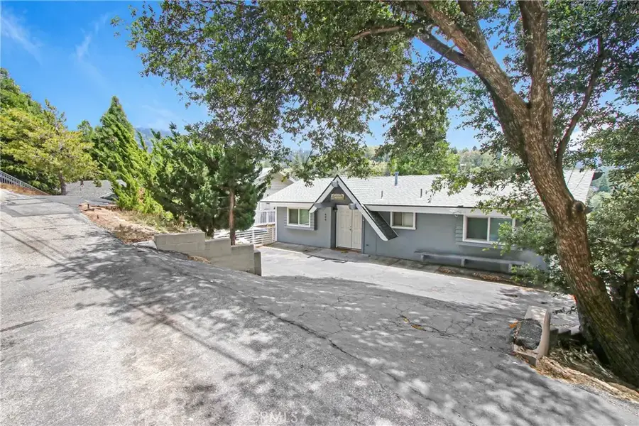 446 Delle, Crestline, CA 92325 - #2