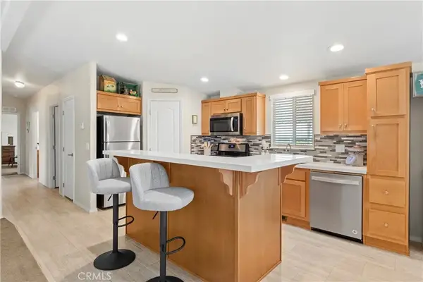 1424 Glengrove, Corona, CA 92882