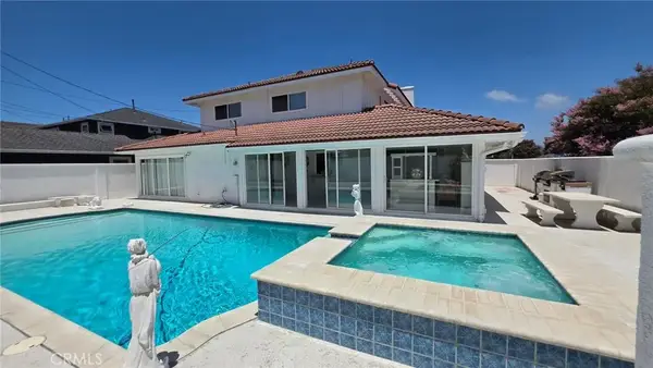9092 Adelia Circle, Huntington Beach, CA 92646