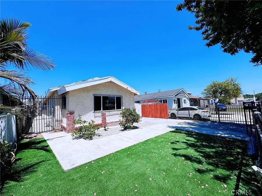 231 E 105th Street, Los Angeles, CA 90003 - #2