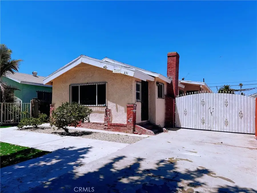 231 E 105th Street, Los Angeles, CA 90003 - #3