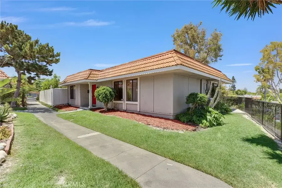 23442 Via San Pablo, Aliso Viejo, CA 92656 - #2