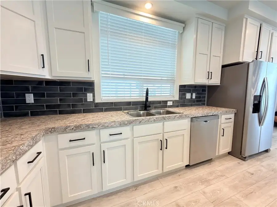 200 W. San Bernardino #75, Rialto, CA 92376 - #3