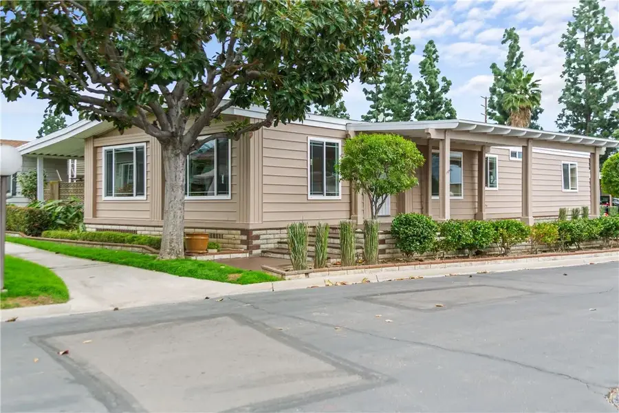 215 Lakepark, Placentia, CA 92870 - #3